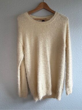 Forever 21 Fuzzy Sweater in cream